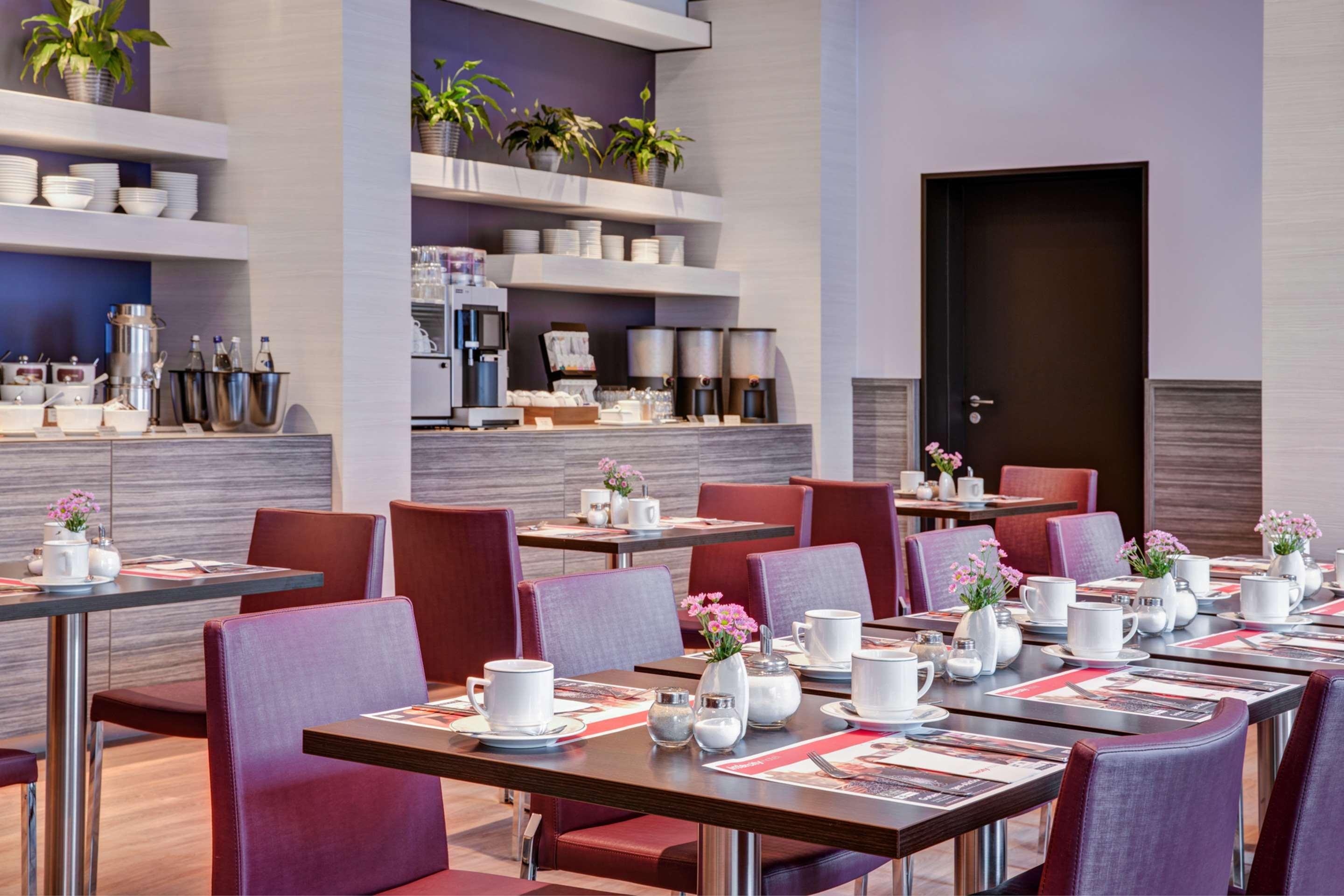 IntercityHotel Celle Esterno foto